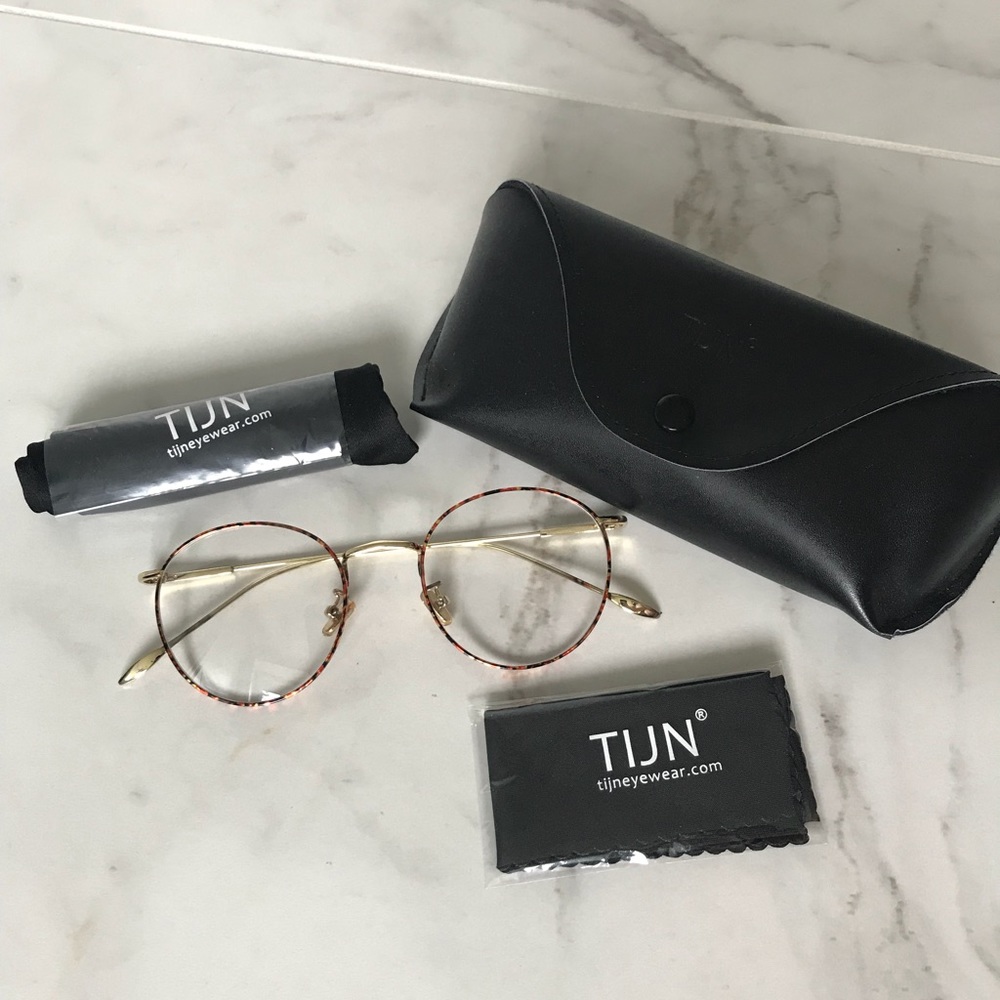 Vintage glasses with no prescription.